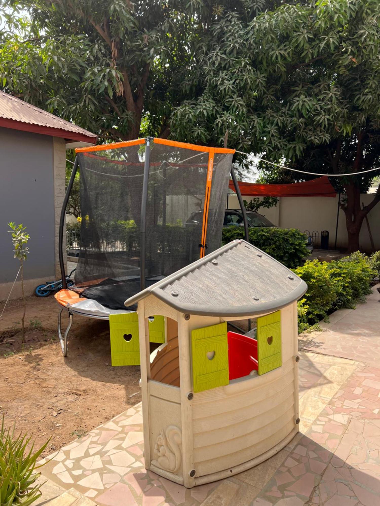 Yazmin Studio Residence Lamin Exterior photo